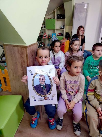 Честит Ден на народните будители! Наш специален гост беше актьорът, писател и родолюбец Искрен Красимиров – създател на проекта „Незабравимата България“. - ДГ Детелина - Огняново