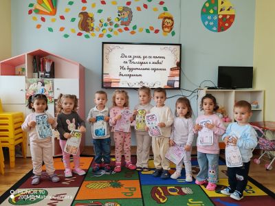 Честит Ден на народните будители! Наш специален гост беше актьорът, писател и родолюбец Искрен Красимиров – създател на проекта „Незабравимата България“. - ДГ Детелина - Огняново