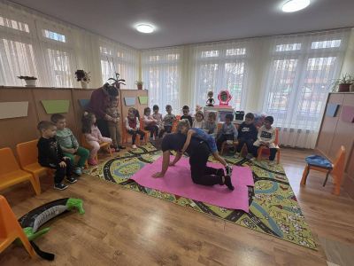Седмицата на бащата в група „Звездички“ с гост г-н Димитър Касов - ДГ Детелина - Огняново