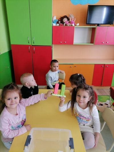 Лего дупло във втора - филиал група - ОН Математика; тема: "Височина" - ДГ Детелина - Огняново