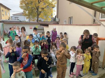 Днес в ДГ "Детелина" бе проведено практическо проиграване на плана за евакуация при пожар. ???????????? - ДГ Детелина - Огняново