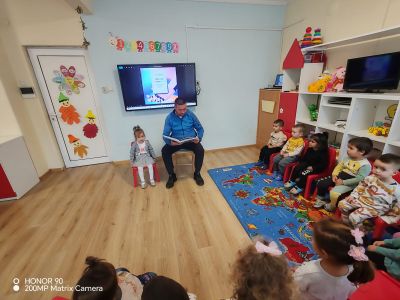 Ден на четенето - ДГ Детелина - Огняново