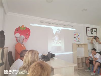  Обучение по програма Еразъм+, на тема: "Комуникация + Дигитализация = Информираност и разбирателство"  в гр. Манавгат. - ДГ Детелина - Огняново