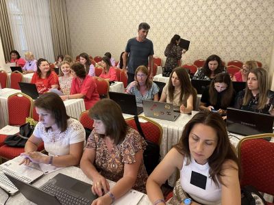  Обучение по програма Еразъм+, на тема: "Комуникация + Дигитализация = Информираност и разбирателство", което се проведе в гр. Манавгат. - ДГ Детелина - Огняново